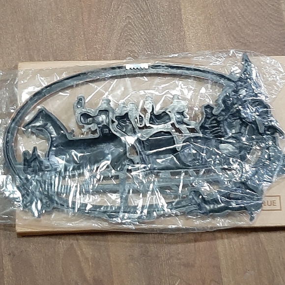 Vintage Coppercraft Guild of Canada NOS 7327 3D Oval Christmas Scene 17" x 10" - Picture 3 of 8